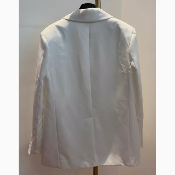 DISSH White Blazer - Picture 9 of 9